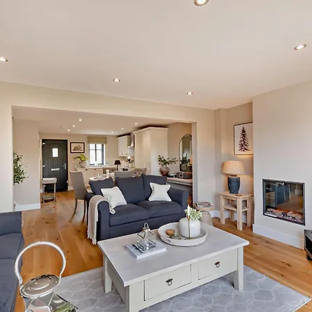 2 Bed In Talkin 91822 *