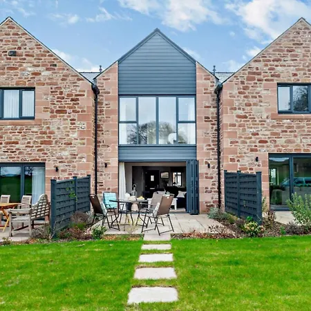 2 Bed In Oc-91822 Brampton (Cumbria)