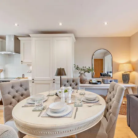 2 Bed In Talkin 91822 *