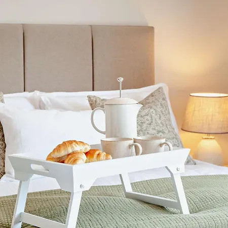 2 Bed In Talkin 91822 Holiday home